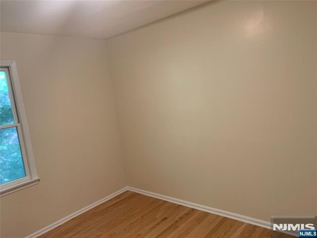 15 Park View Place, Fair Lawn, NJ 07410
