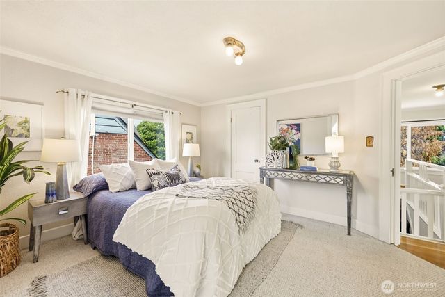 2316 41st Avenue SW, Seattle, WA 98116