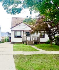 812 Cleveland Avenue, Lincoln Park, MI 48146