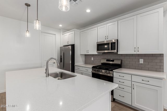 5401 W LAS PALMARITAS Drive, Glendale, AZ 85302