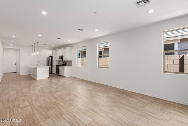 5401 W LAS PALMARITAS Drive, Glendale, AZ 85302