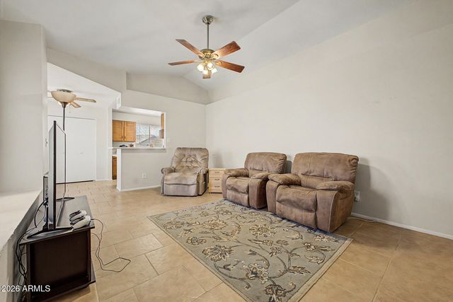 8520 W Palm Lane 1067, Phoenix, AZ 85037
