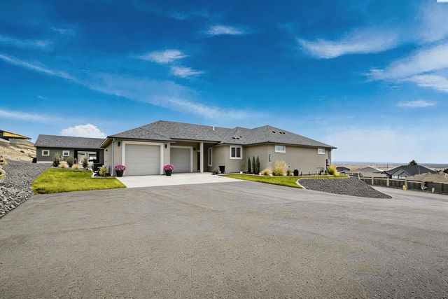 6657 Caspian Pl, West Richland, WA 99353