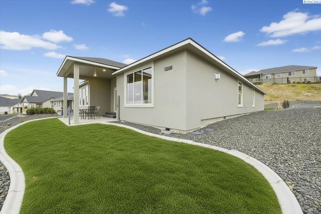 6657 Caspian Pl, West Richland, WA 99353