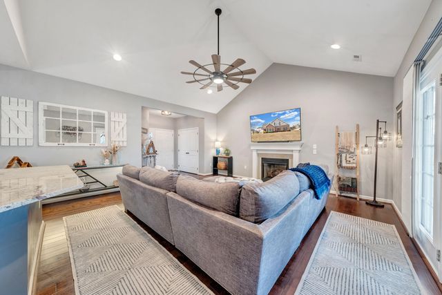 3015 Adam DR, Vinton, VA 24179