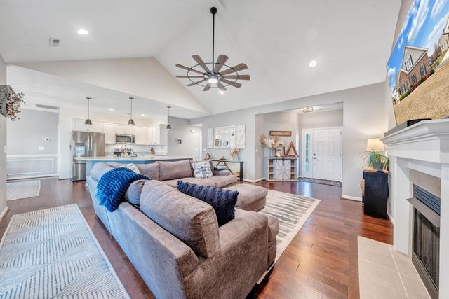 3015 Adam DR, Vinton, VA 24179