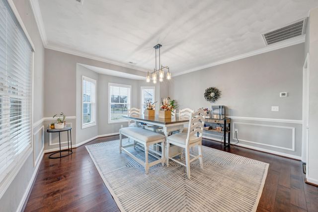 3015 Adam DR, Vinton, VA 24179