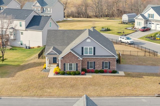 3015 Adam DR, Vinton, VA 24179