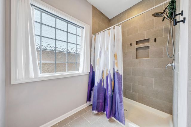 3015 Adam DR, Vinton, VA 24179