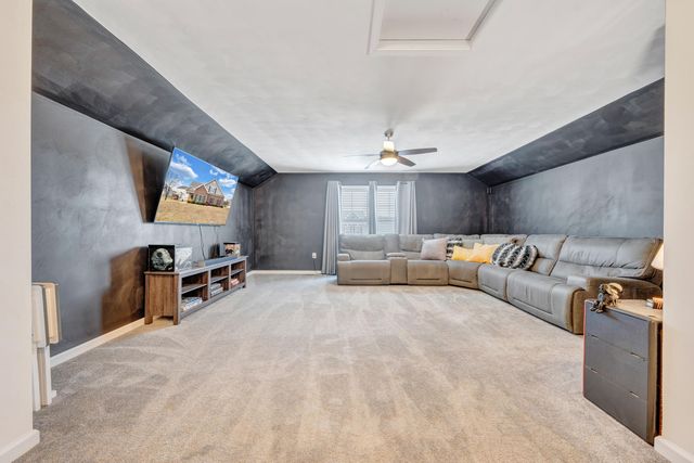 3015 Adam DR, Vinton, VA 24179