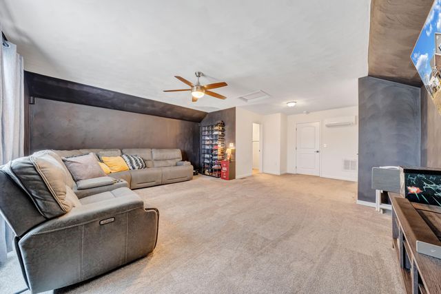 3015 Adam DR, Vinton, VA 24179