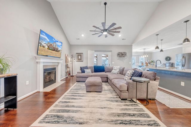 3015 Adam DR, Vinton, VA 24179