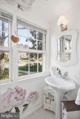 8406 GENEVA MASON RD, Potomac, MD 20854