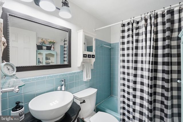 8406 GENEVA MASON RD, Potomac, MD 20854