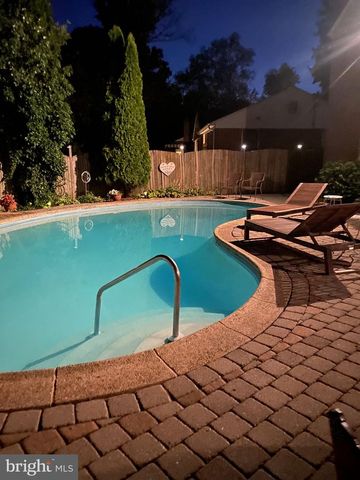 8406 GENEVA MASON RD, Potomac, MD 20854