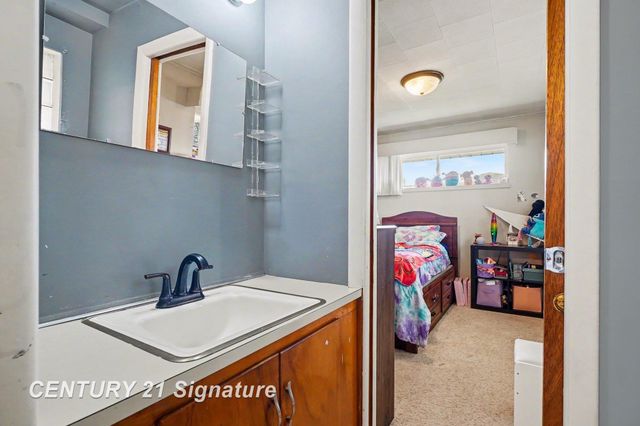 5236 Mccarty Road, Saginaw, MI 48603