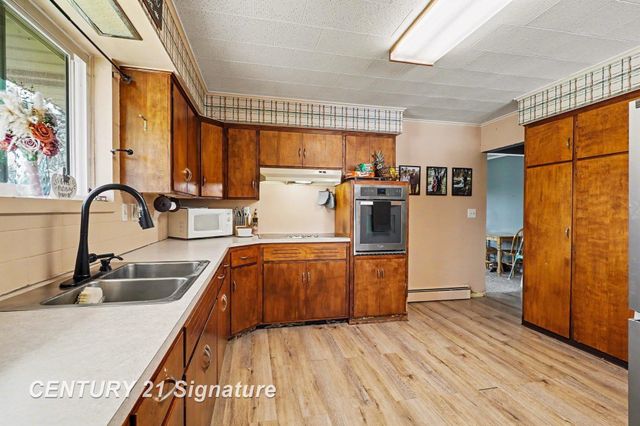 5236 Mccarty Road, Saginaw, MI 48603