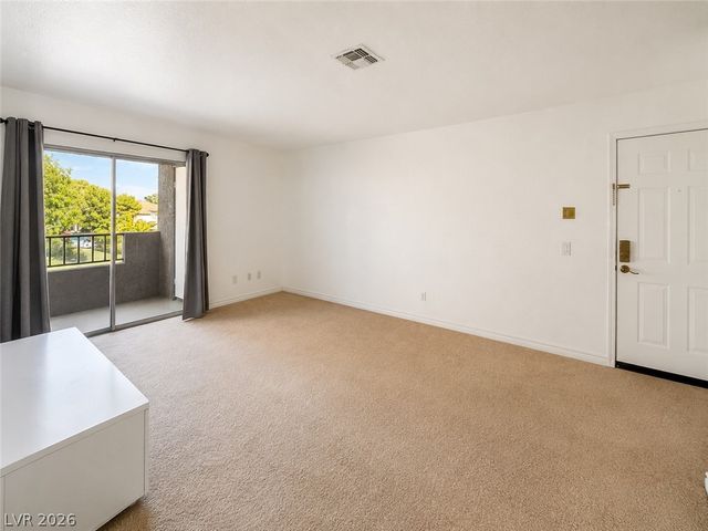 2606 South Durango Drive 204, Las Vegas, NV 89117