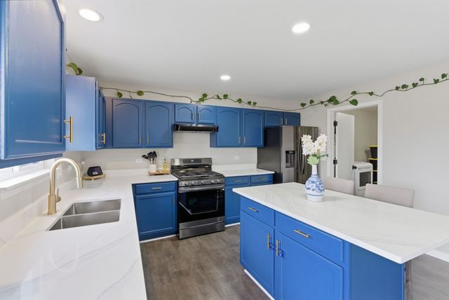 224 Johnson Street, Hampshire, IL 60140