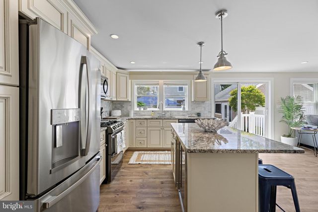 24 E 21ST, Long Beach Township, NJ 08008