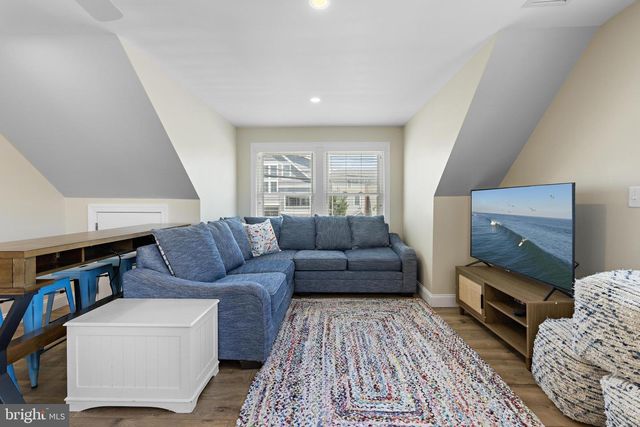 24 E 21ST, Long Beach Township, NJ 08008