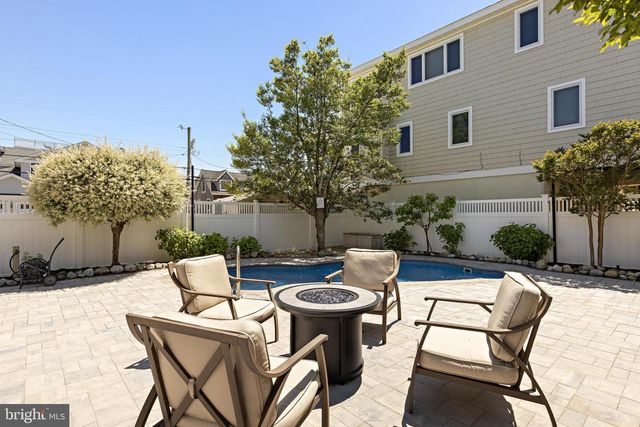 24 E 21ST, Long Beach Township, NJ 08008