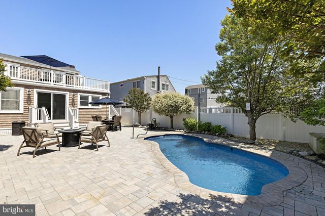 24 E 21ST, Long Beach Township, NJ 08008