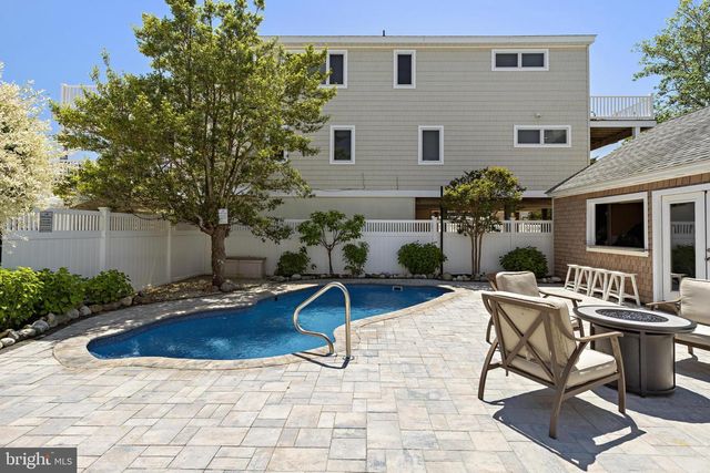 24 E 21ST, Long Beach Township, NJ 08008