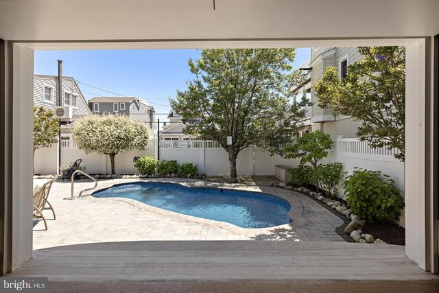 24 E 21ST, Long Beach Township, NJ 08008