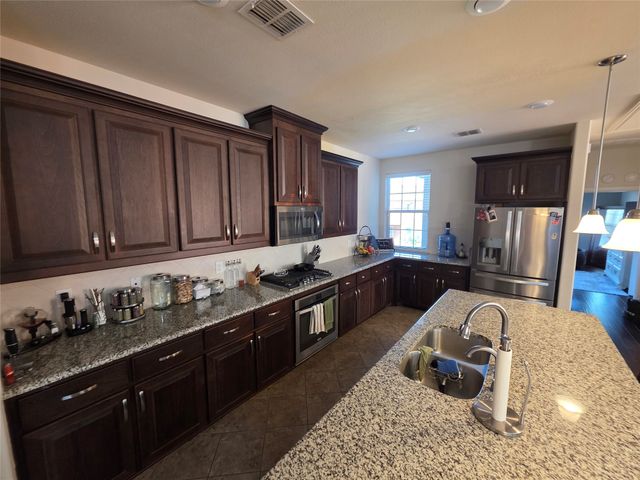 7305 Venice Drive 1, Grand Prairie, TX 75054