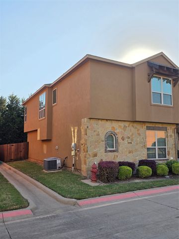 7305 Venice Drive 1, Grand Prairie, TX 75054