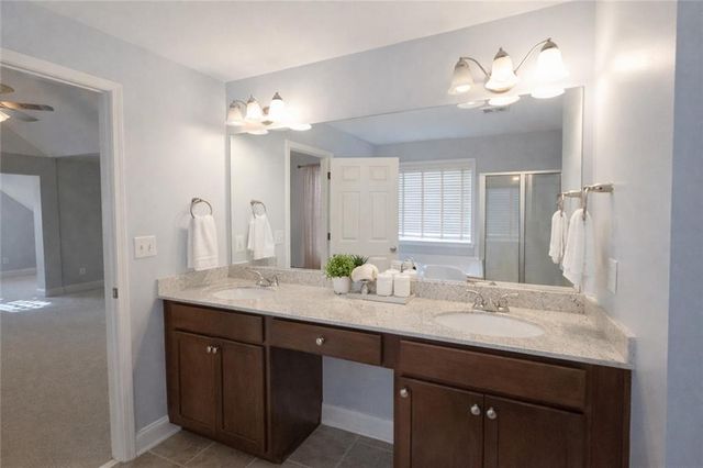 788 Scenic Park Court, Lawrenceville, GA 30046