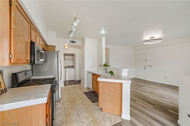 8501 West University Avenue 1126, Las Vegas, NV 89147