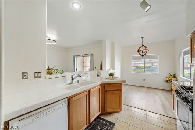 8501 West University Avenue 1126, Las Vegas, NV 89147