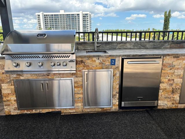 531 N Ocean Boulevard 1107, Pompano Beach, FL 33062