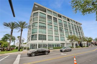 8101 Biscayne Blvd R-513, Miami, FL 33138