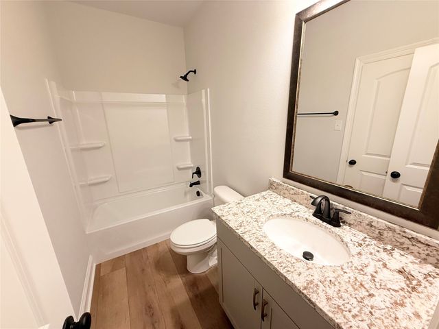 185 Lessie Drive, Stonewall, LA 71078