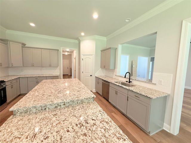 185 Lessie Drive, Stonewall, LA 71078