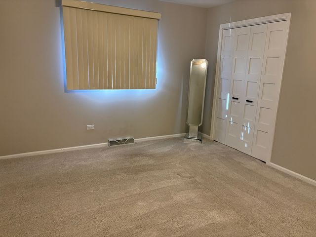 8320 Heather Lane, Tinley Park, IL 60477