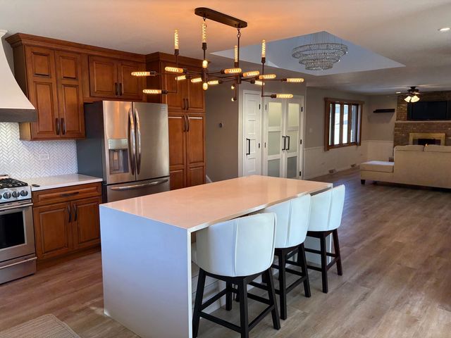 8320 Heather Lane, Tinley Park, IL 60477