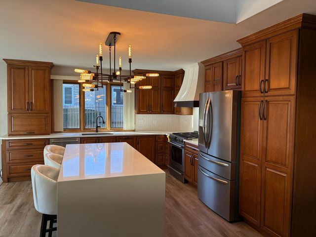 8320 Heather Lane, Tinley Park, IL 60477