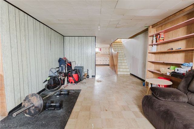 207 Iowa Street, Weirton, WV 26062