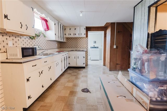 207 Iowa Street, Weirton, WV 26062