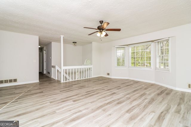 2739 Old Mill Place, Acworth, GA 30102