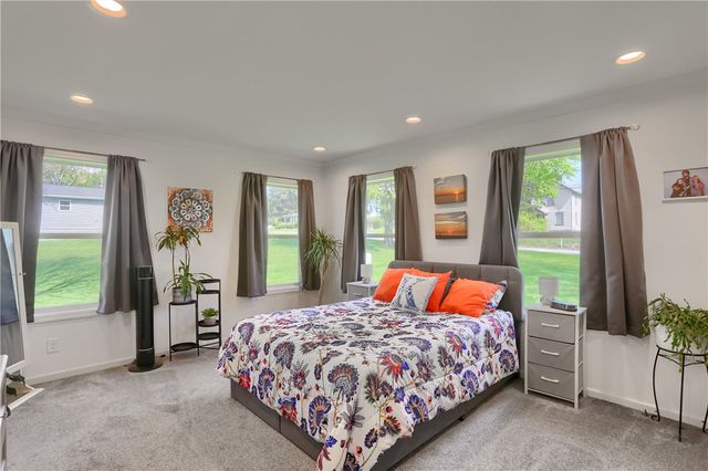 3724 Ellwood Rd, Shenango Twp, PA 16101