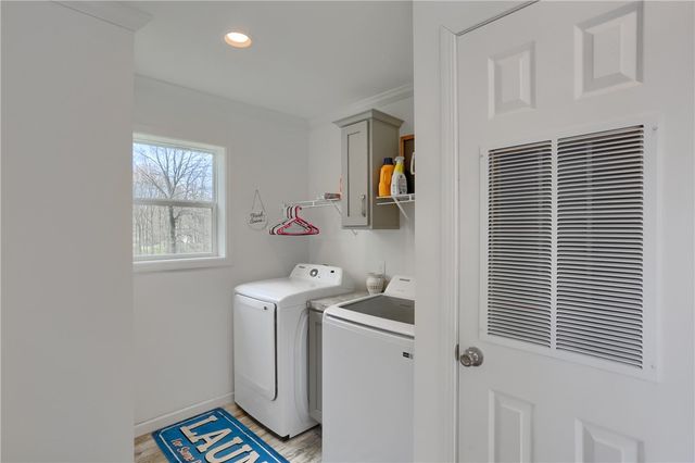 3724 Ellwood Rd, Shenango Twp, PA 16101