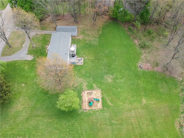 3724 Ellwood Rd, Shenango Twp, PA 16101