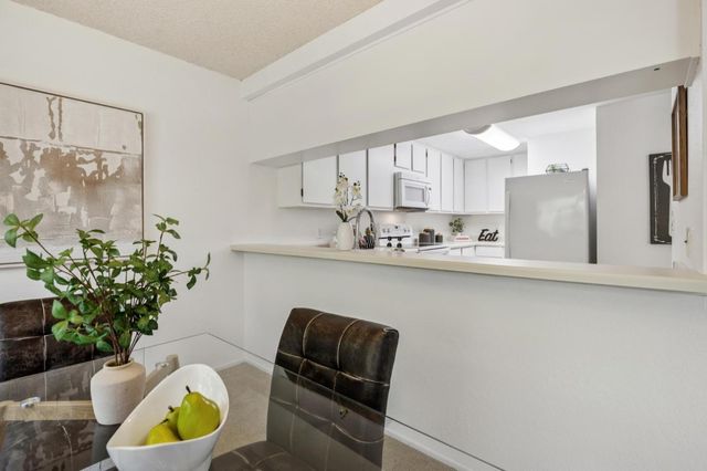 607 Stonegate, South San Francisco, CA 94080