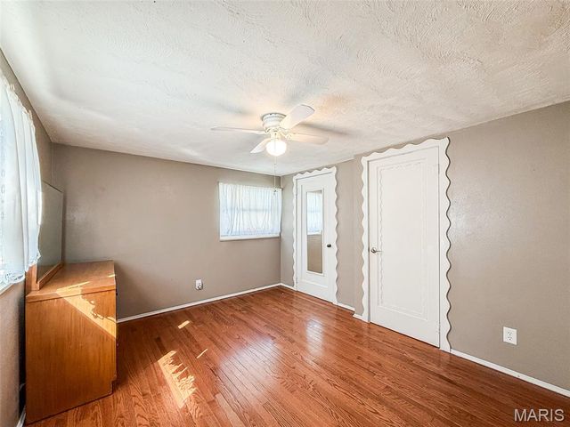 4 Marlo Drive, Belleville, IL 62226