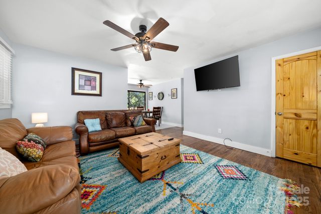 482 Gorman Bridge Road, Asheville, NC 28806